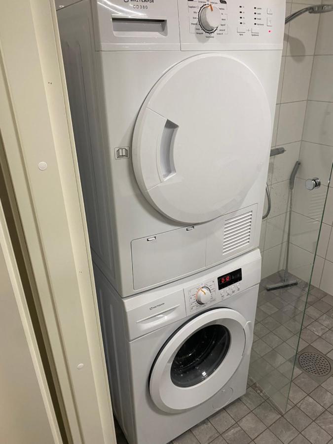 Ihana Huoneisto Juna Aseman Vieressae. Vantaa Eksteriør billede